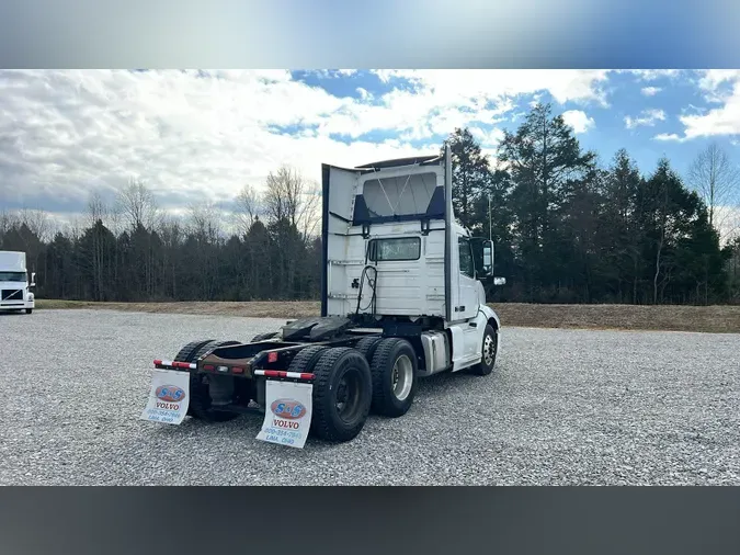 2018 Volvo VNL300