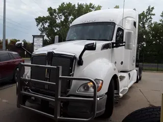 2021 KENWORTH TRUCKS T-680