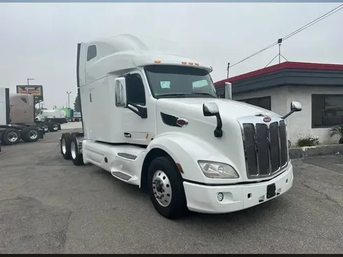 2022 Peterbilt 579