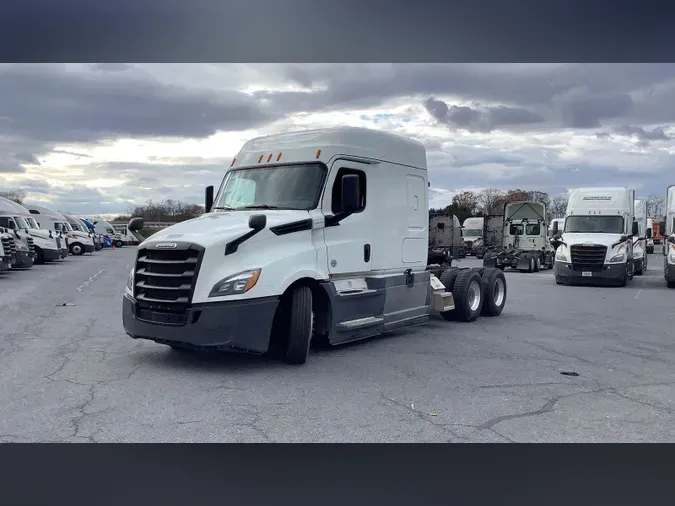 2020 Freightliner Cascadia 12641fd590a89bc2af0ca8dc2465fb7d6cf