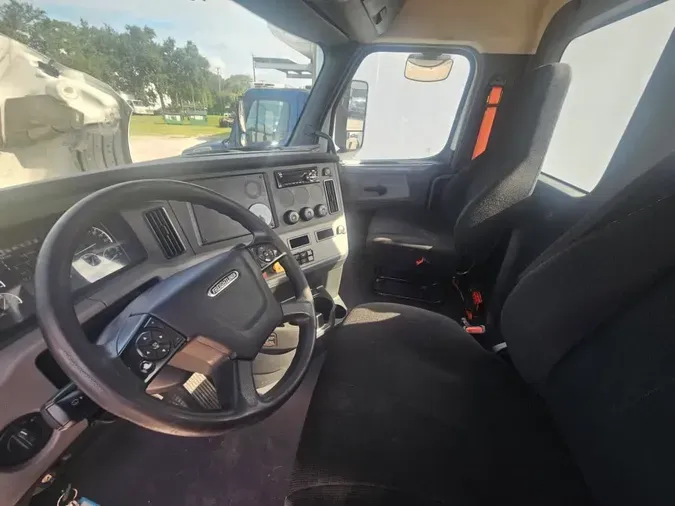 2018 FREIGHTLINER NEW CASCADIA PX12664