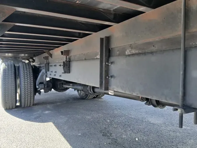 2019 FREIGHTLINER/MERCEDES M2 106