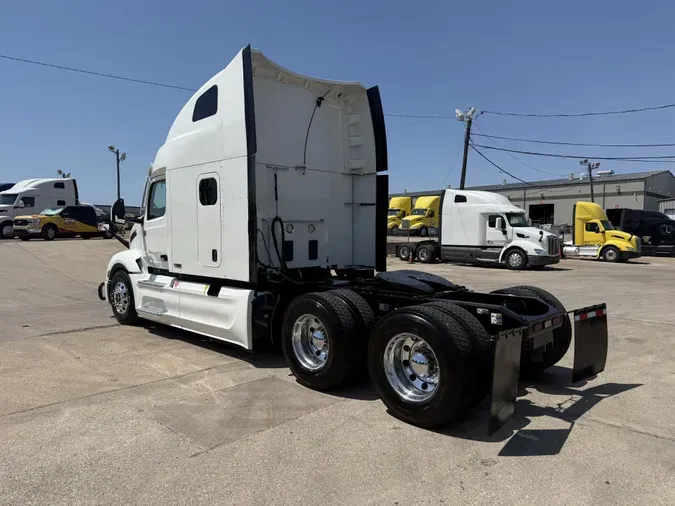 2023 Peterbilt 5794205d2f9b1849ef0b58a4687a37a97e1