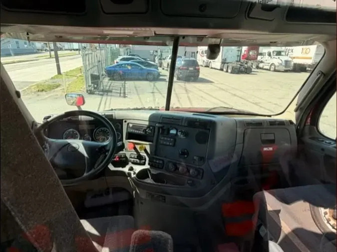 2019 FREIGHTLINER/MERCEDES CASCADIA 12542068de71593f85e0a1af075c9712225