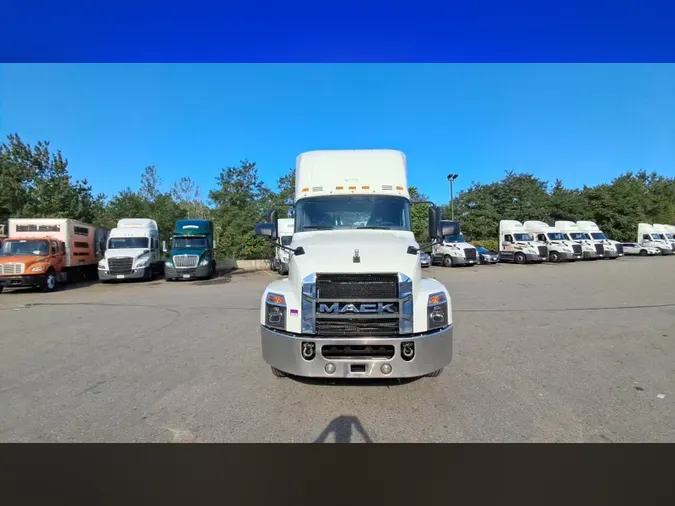 2020 Mack Anthem4209bae9d010b68e8efd8b831089abb6
