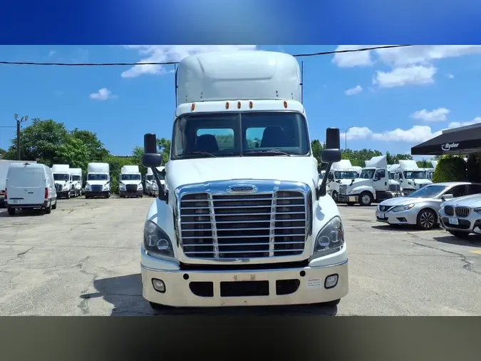 2019 FREIGHTLINER/MERCEDES CASCADIA 125