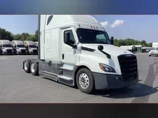 2022 Freightliner Cascadia 126