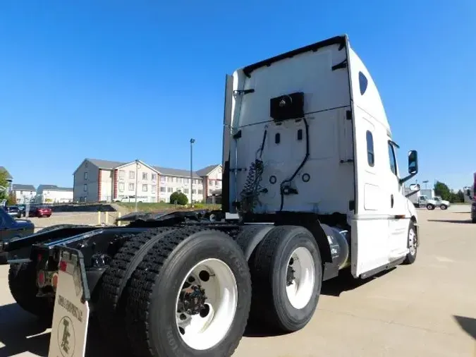 2020 Freightliner New Cascadia 126