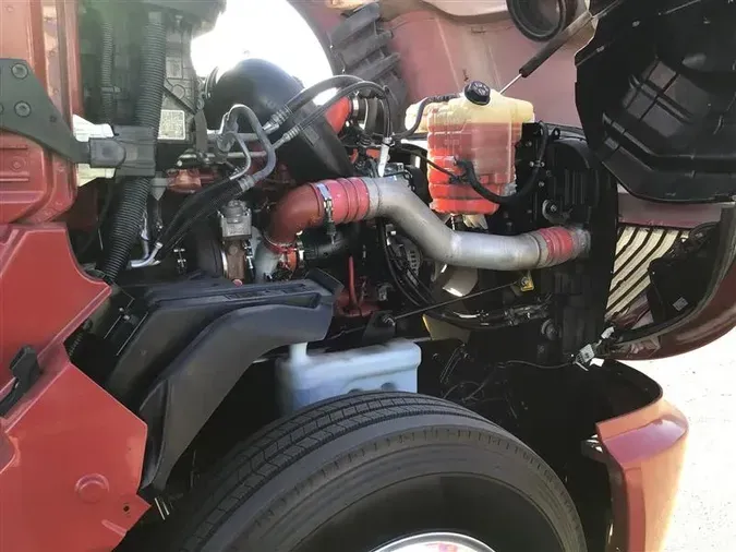 2021 INTERNATIONAL LT625