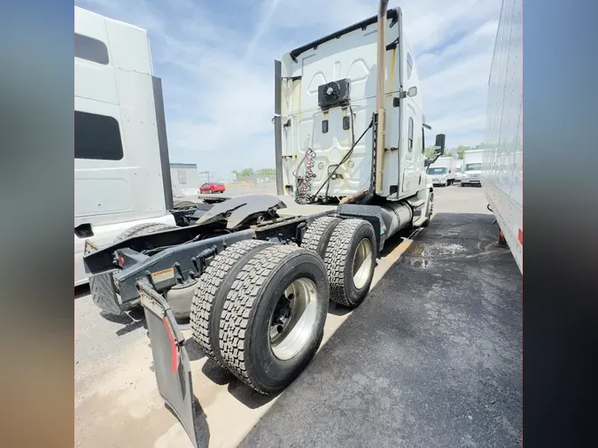 2017 FREIGHTLINER/MERCEDES CASCADIA 125