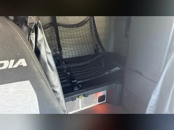 2020 FREIGHTLINER CA126