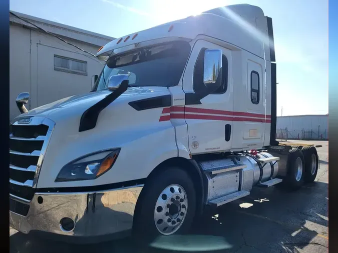 2020 FREIGHTLINER/MERCEDES NEW CASCADIA 116421abfc2587426db6f5be6e7e105bef2