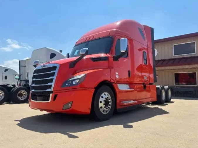 2020 Freightliner New Cascadia 126