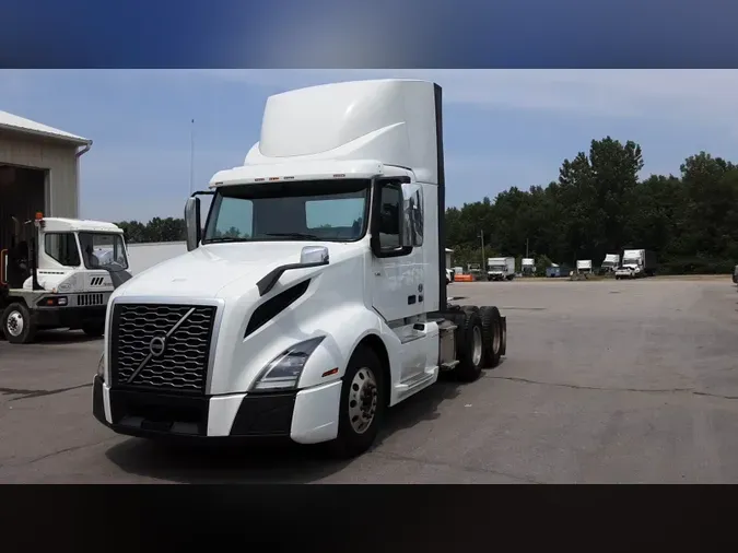 2018 Volvo VNL300