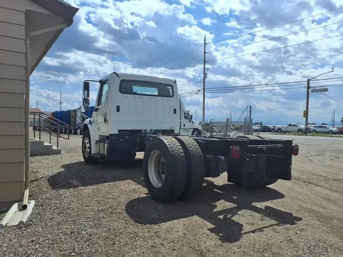 2018 FREIGHTLINER/MERCEDES M2 1064221f385f4599679f7060d70e31d1c00