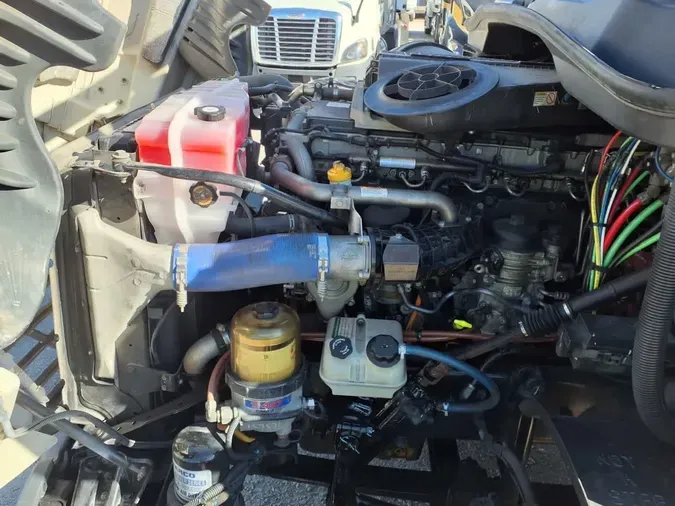 2020 FREIGHTLINER/MERCEDES CASCADIA 125