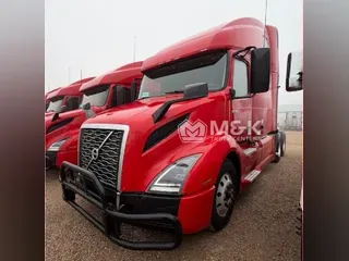 2022 VOLVO VNL64T760
