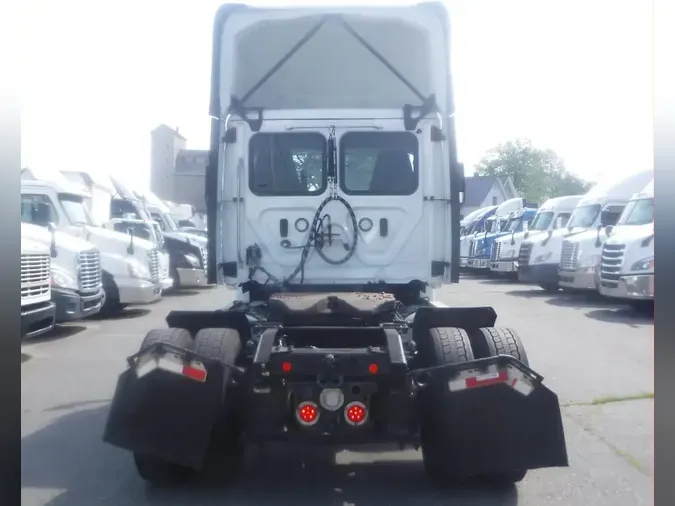 2019 FREIGHTLINER NEW CASCADIA 126