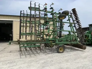 1999 John Deere 726