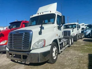 2019 FREIGHTLINER/MERCEDES CASCADIA 125