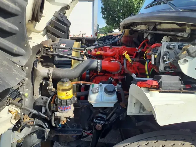 2019 FREIGHTLINER M2 106