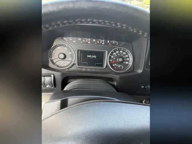 2022 International LT625