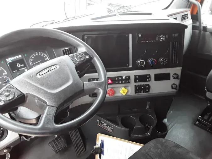 2019 FREIGHTLINER NEW CASCADIA PX12664