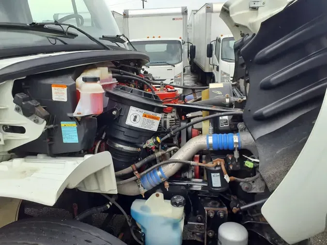 2019 FREIGHTLINER M2 106
