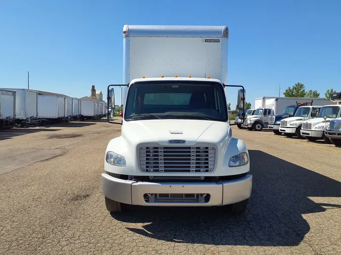 2016 FREIGHTLINER/MERCEDES M2 106