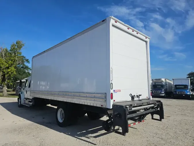 2015 FREIGHTLINER M2 106