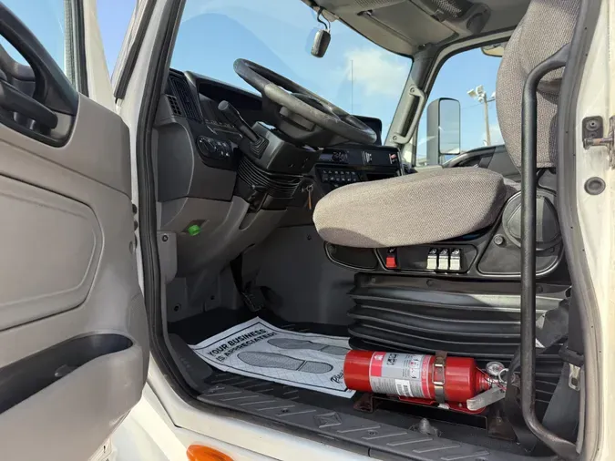 2020 International LT625