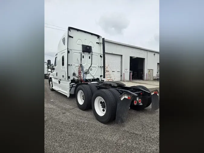 2019 FREIGHTLINER/MERCEDES CASCADIA 125