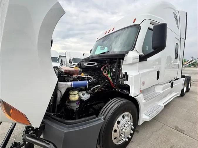 2022 Freightliner PT126SLP