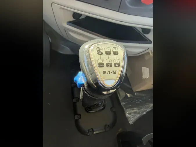 2020 Peterbilt 56742350ae74e0935c98d7ddf3c9d7b6c03