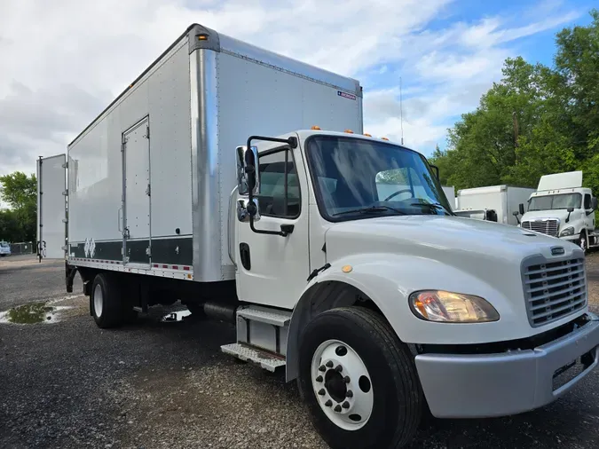 2017 FREIGHTLINER/MERCEDES M2 106