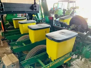 2002 John Deere 1760
