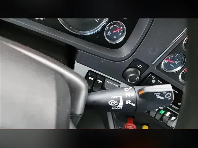 2022 KENWORTH T680