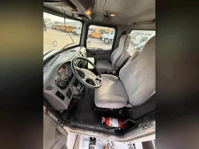 2018 Peterbilt 348423c359696a47ae74a372f749249633f