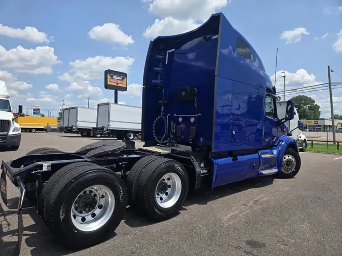 2022 Peterbilt 579