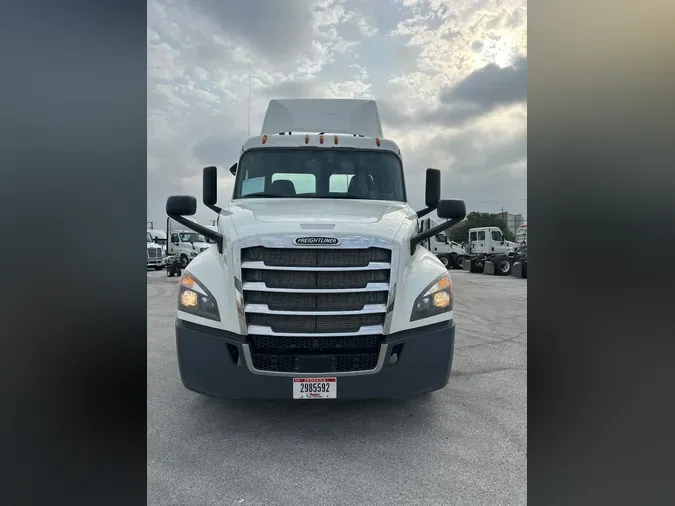 2018 FREIGHTLINER/MERCEDES NEW CASCADIA PX12664