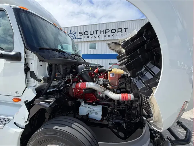 2022 International LT625