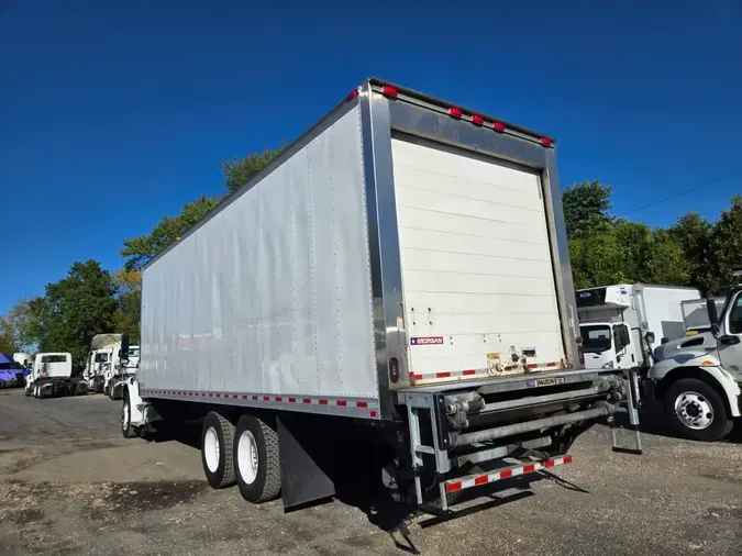2019 FREIGHTLINER/MERCEDES M2 106