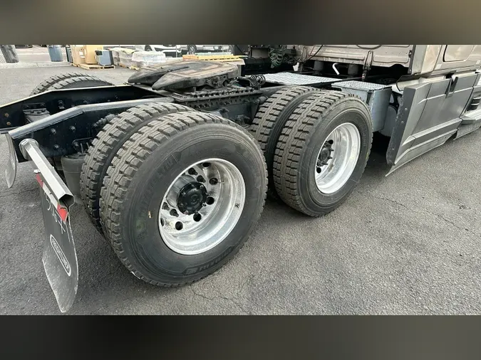 2023 Freightliner Cascadia