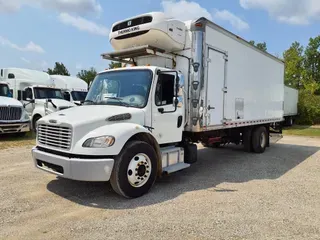 2017 FREIGHTLINER/MERCEDES M2 106