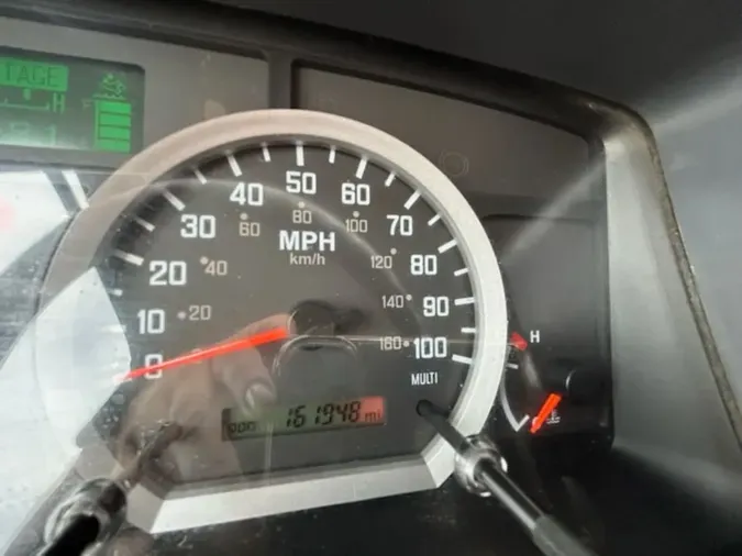 2019 ISUZU NPR HD