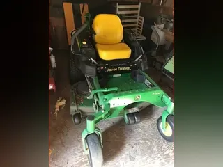 2017 John Deere Z915E
