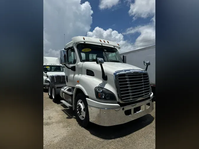 2018 FREIGHTLINER/MERCEDES CASCADIA 113