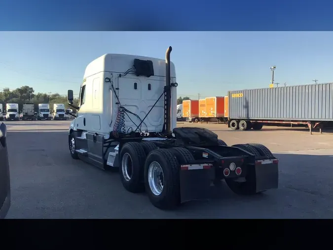 2022 Freightliner Cascadia 126424efbffa58190400204bfa3c5efe7ff
