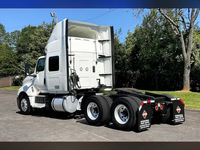 2022 INT LT625 6x4