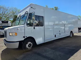 2017 FRTLR CUSTOM CHASSIS CORP MT-55 WALK-IN